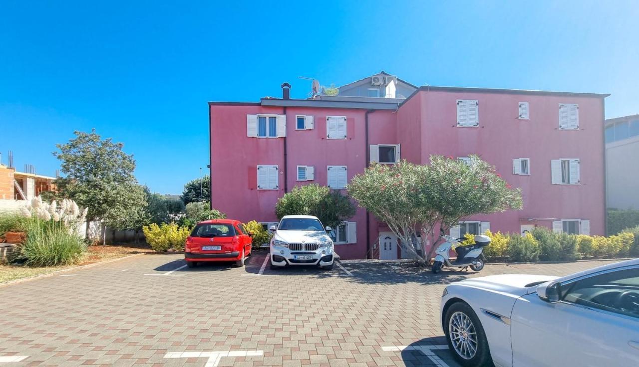 Lea Leilighet Novigrad Istria Eksteriør bilde